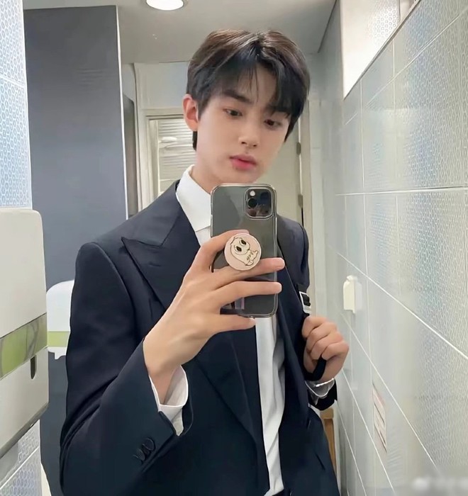 Bad boy đang làm chao đảo màn ảnh- Ảnh 7. Bad boy đang làm chao đảo màn ảnh- Ảnh 7.