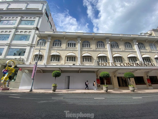 Hiện trạng 3 cửa hàng nằm trên đất vàng sau khi NTK Công Trí bị bắt- Ảnh 4.