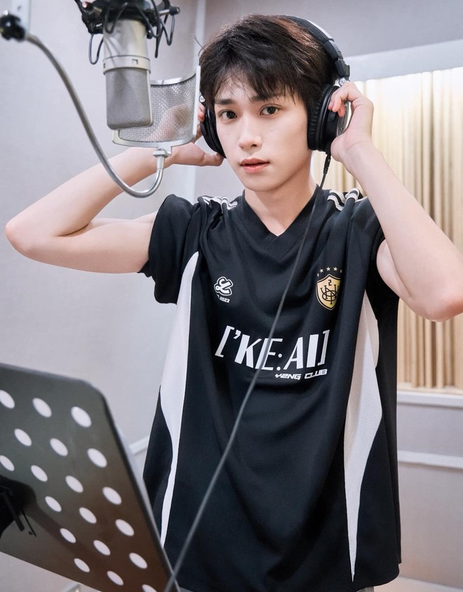 Đỉnh lưu sụp đổ nhanh nhất giới giải trí Trung Quốc- Ảnh 3. Đỉnh lưu sụp đổ nhanh nhất giới giải trí Trung Quốc- Ảnh 3.