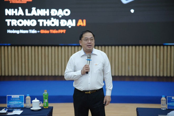 Những hình ảnh đời thường gần gũi, luôn sống hết mình của ông Hoàng Nam Tiến- Ảnh 5.