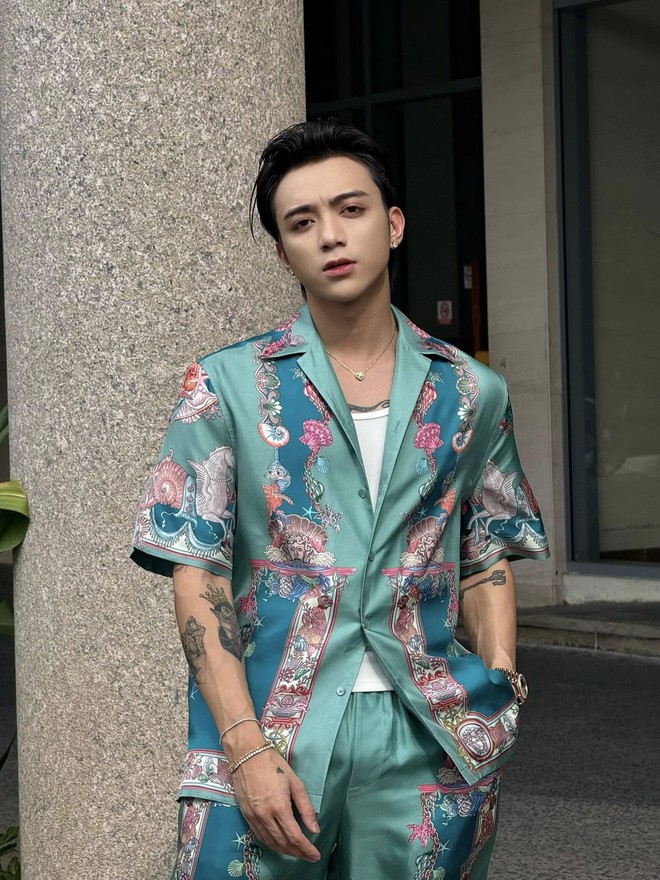 Sau màn xoá sạch ảnh với Louis Vuitton, SOOBIN đã có ngay tình mới?- Ảnh 1.