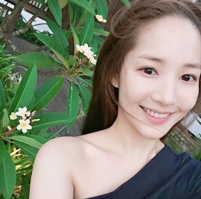 "Nữ hoàng dao kéo" không bị đánh bại bởi thời gian, visual tuổi 40 vẫn cứ nhất nhì Kbiz- Ảnh 3.