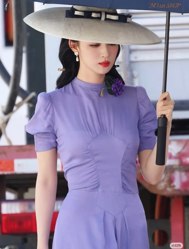 Nhan sắc tuyệt mỹ giúp Vương Sở Nhiên gây sốt- Ảnh 4. Nhan sắc tuyệt mỹ giúp Vương Sở Nhiên gây sốt- Ảnh 4.