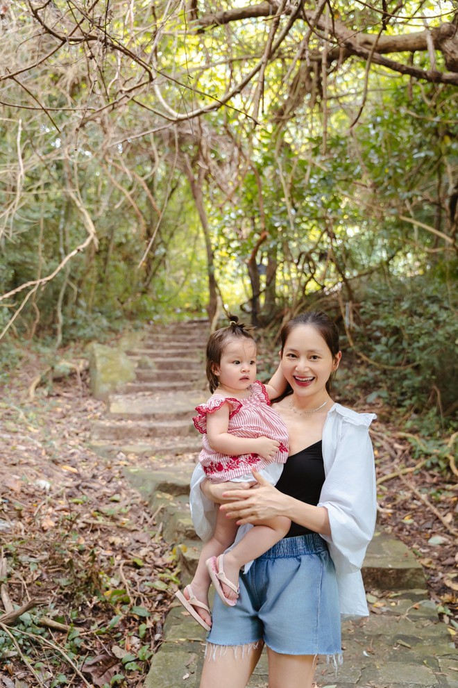 Lan Phương hậu ly hôn chồng Tây: "Không suy nghĩ nhiều, sống cách biệt với mọi thứ, chỉ có mình và 2 con"- Ảnh 6.
