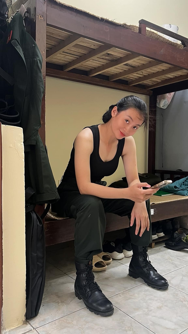 Đại uý Công an xinh đẹp, giỏi võ quật ngã "quái xế" ở Hồ Gươm: Tôi vẫn còn độc thân- Ảnh 6.