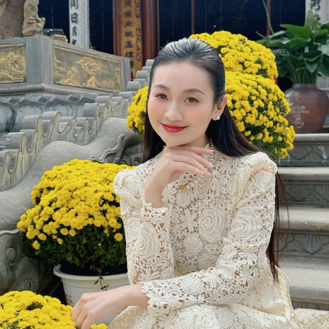 Đại uý Công an xinh đẹp, giỏi võ quật ngã "quái xế" ở Hồ Gươm: Tôi vẫn còn độc thân- Ảnh 12.