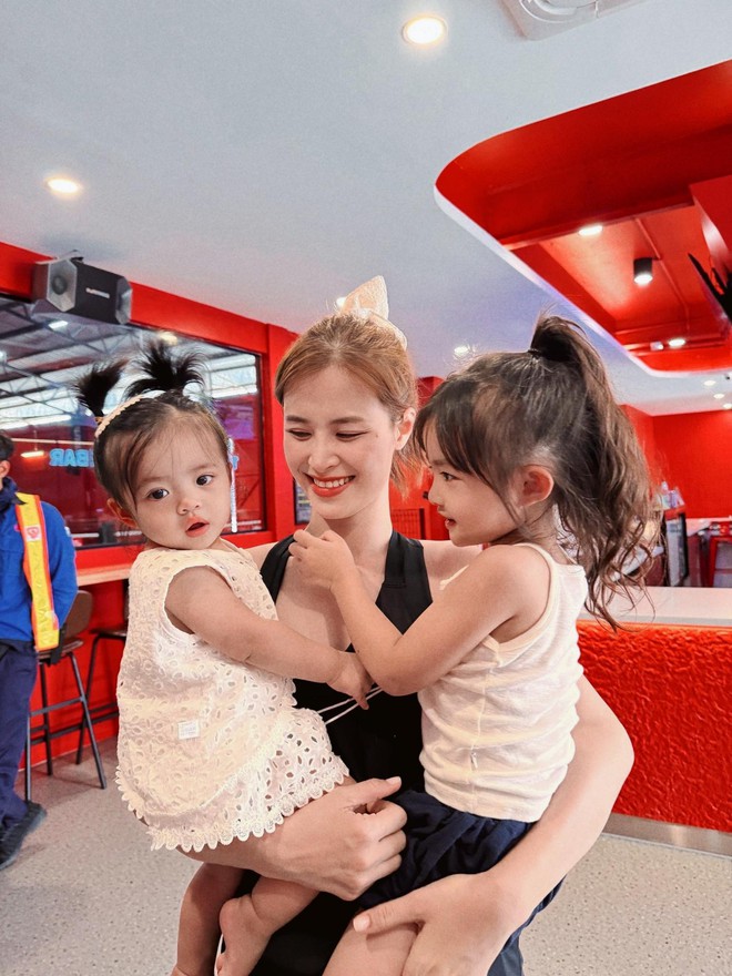 Winnie và Hannie: 2 ái nữ nhà tài phiệt xinh xắn, đáng yêu đến cỡ nào?- Ảnh 5.