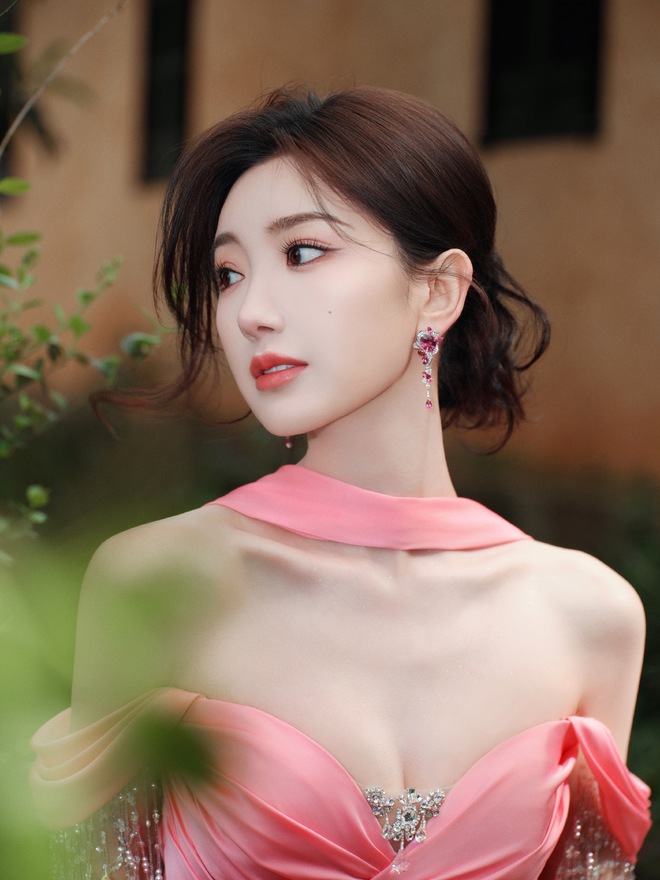 Nóng nhất Cbiz: 