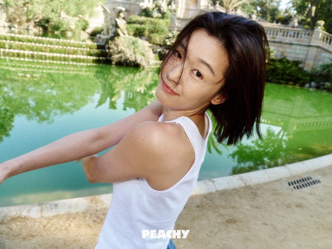 Jeon Ji Hyun "đập đi xây lại", mới mẻ hoàn toàn ở tuổi 44- Ảnh 6.