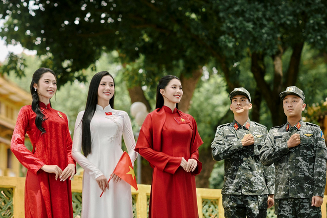 Thiếu tá Công an nhập vai "girl phố" Mai Ly lan tỏa lòng tự hào dân tộc qua tà áo dài truyền thống- Ảnh 11.