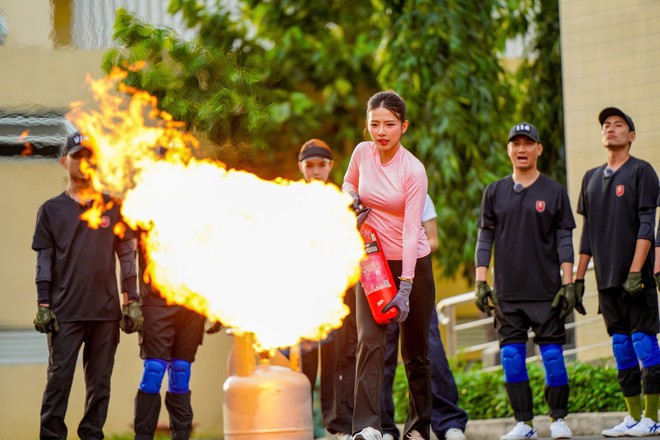 Ám ảnh vụ cháy kinh hoàng ở chung cư Carina, TPHCM khiến 13 người thiệt mạng- Ảnh 4.