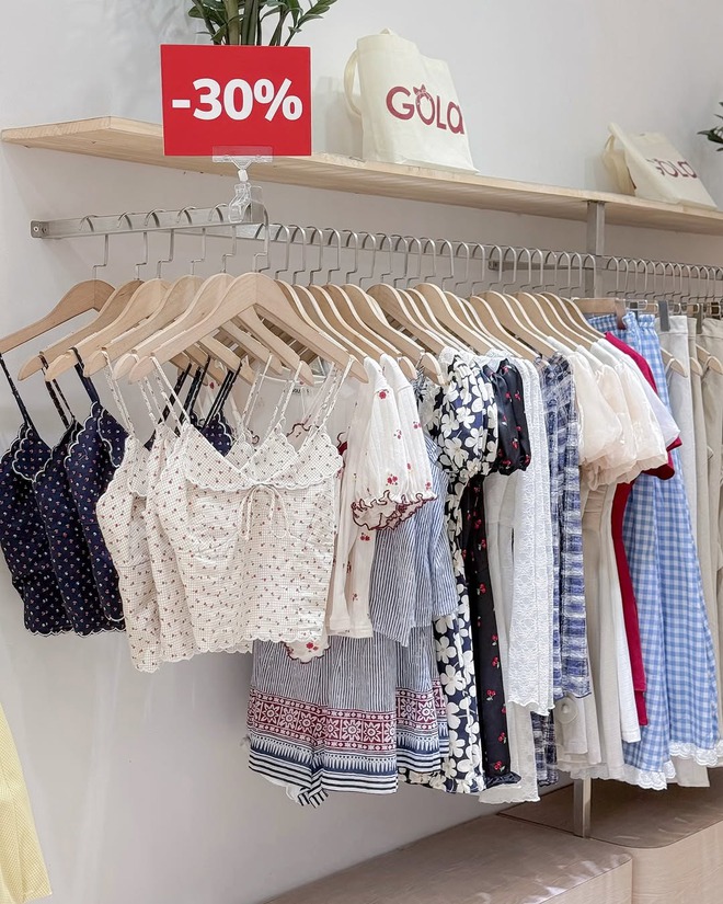 Local brand Việt sale "kịch sàn" lễ 2/9, váy áo xinh điên đảo thần hồn cũng chỉ từ 99k- Ảnh 23.