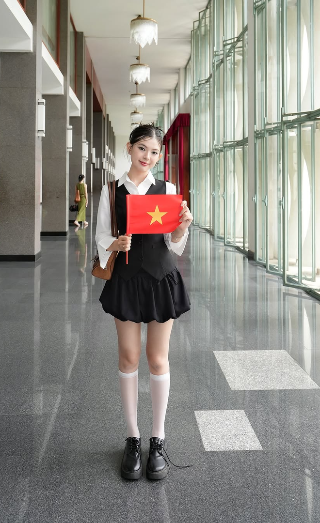 Local brand Việt sale "kịch sàn" lễ 2/9, váy áo xinh điên đảo thần hồn cũng chỉ từ 99k- Ảnh 38.