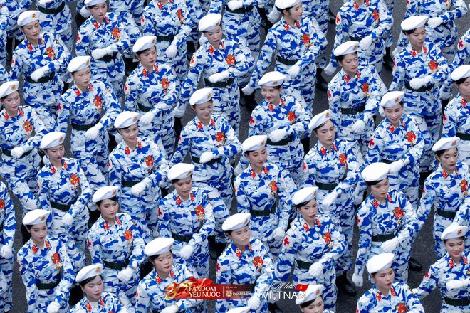 Tổng duyệt cỡ này, chính thức cỡ nào: Hàng nghìn hình ảnh đẹp quân dân đoàn kết một lòng, trái tim cả nước reo vang- Ảnh 17.