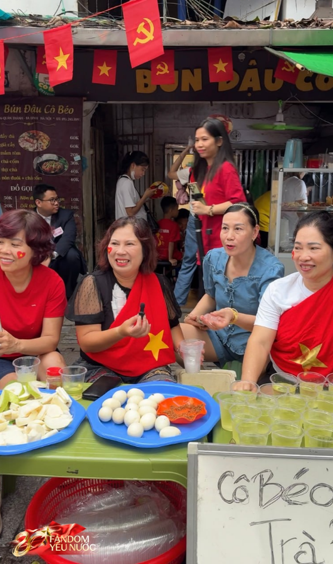 Tổng duyệt cỡ này, chính thức cỡ nào: Hàng nghìn hình ảnh đẹp quân dân đoàn kết một lòng, trái tim cả nước reo vang- Ảnh 9.