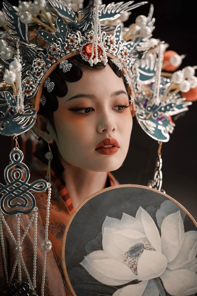 Vẫn c&oacute; 1 c&ocirc; g&aacute;i khiến Thanh Hằng vốn "h&eacute;t ra lửa" phải nể sợ- Ảnh 11.
