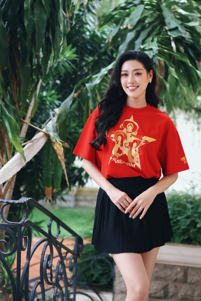 Dàn sao nhuộm đỏ MXH, không khí vui hơn Tết: Outfit xịn nhất chính là "merch quốc dân"- Ảnh 11.