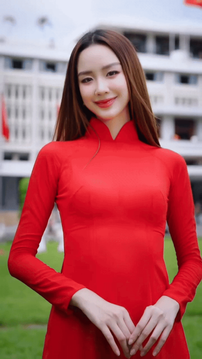 Dàn sao nhuộm đỏ MXH, không khí vui hơn Tết: Outfit xịn nhất chính là "merch quốc dân"- Ảnh 26.