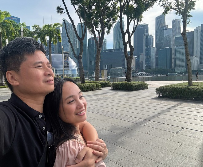 Hôn nhân hạnh phúc của Giám đốc Nhà hát Chèo Hà Nội và chồng tài tử mỗi ngày nhận 80 lá thư tình- Ảnh 8.