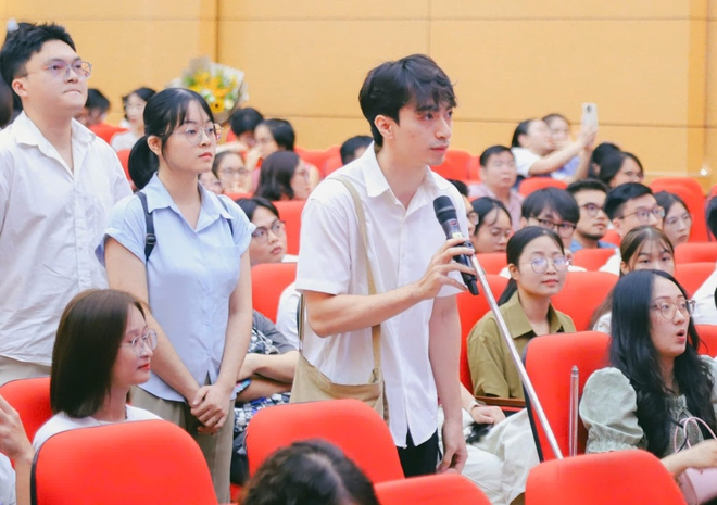 Đằng sau chiếc túi vải của bác sĩ nội trú Đại học Y Hà Nội chọn chuyên ngành “vào sinh ra tử”- Ảnh 4.