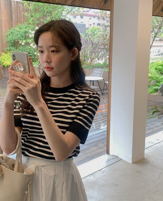 Kiểu áo diện thu đẹp xuất sắc, nói không với lỗi mốt, nàng nào cũng nên có trong tủ đồ- Ảnh 3.