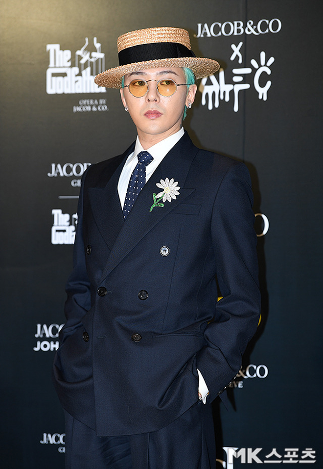 Vợ Cường Đô La mua dây chuyền 300 triệu để "đu idol" GD- Ảnh 6.