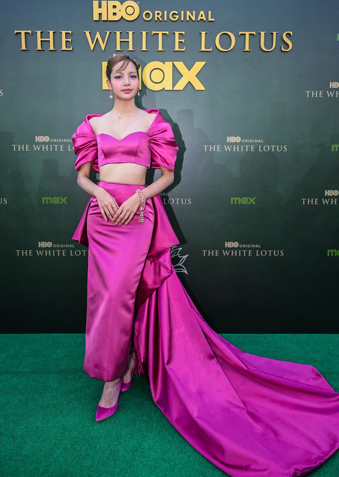 Không phải Jennie, Lisa mới là "con tướng" thời trang mạnh nhất BLACKPINK- Ảnh 6.