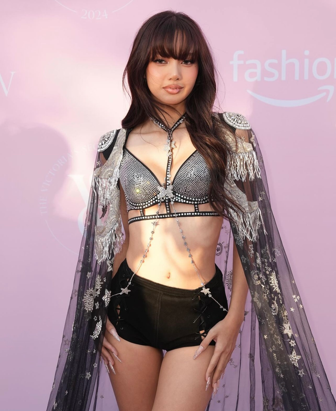 Không phải Jennie, Lisa mới là "con tướng" thời trang mạnh nhất BLACKPINK- Ảnh 9.