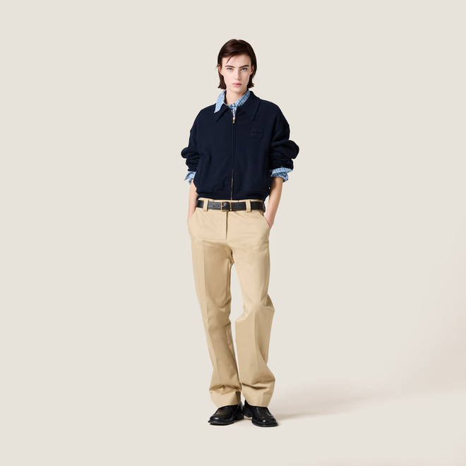Sơn Tùng M-TP bắt trend outfit "tổng tài" đi xin lỗi, nhưng không đuổi kịp Jack- Ảnh 5.