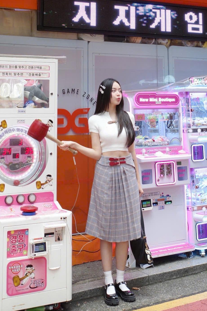 "Luỵ" Thanh Thuỷ ở Seoul, l&ecirc;n đồ như nữ ch&iacute;nh phim H&agrave;n năm 2000- Ảnh 5.