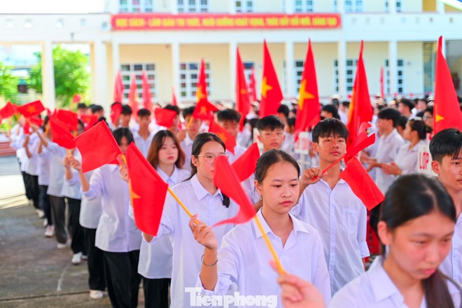 Tổng Bí thư Tô Lâm tham dự lễ khai giảng đặc biệt- Ảnh 23.