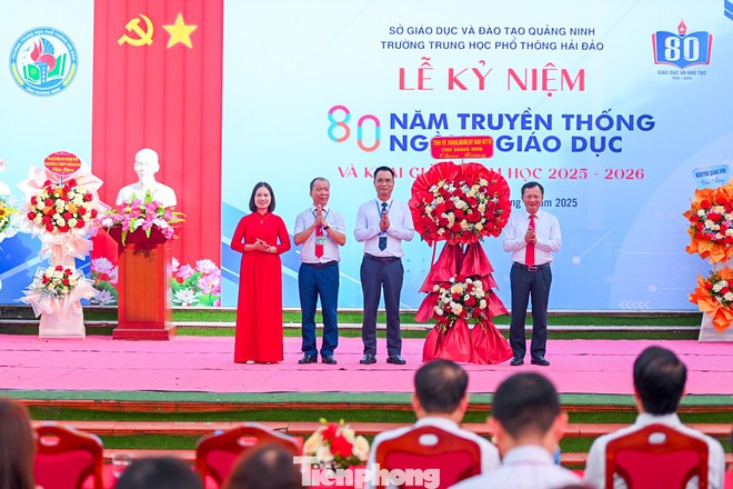 Tổng Bí thư Tô Lâm tham dự lễ khai giảng đặc biệt- Ảnh 18.