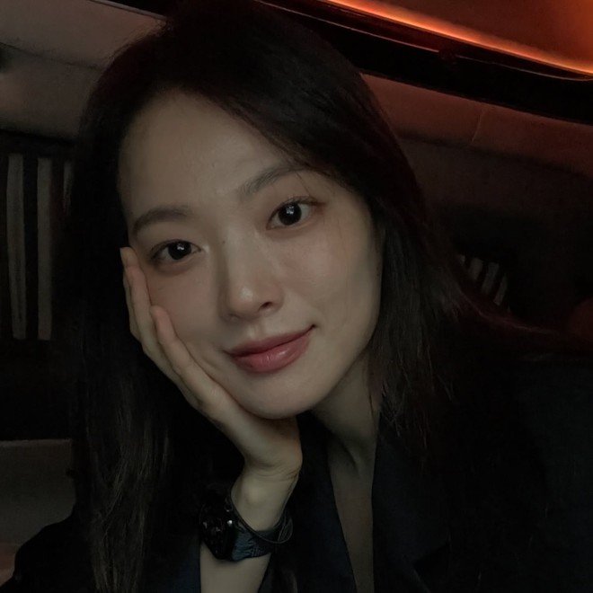 Gái xinh vừa khiến Song Joong Ki và Song Hye Kyo “tái ngộ” là ai?- Ảnh 14.