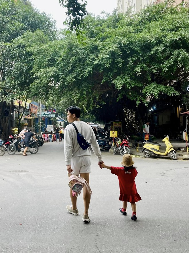 Thân thế đặc biệt của "con gái Hoà Minzy": Bảo sao, tôi cứ thấy bé giống anh Tạ thế!- Ảnh 5.