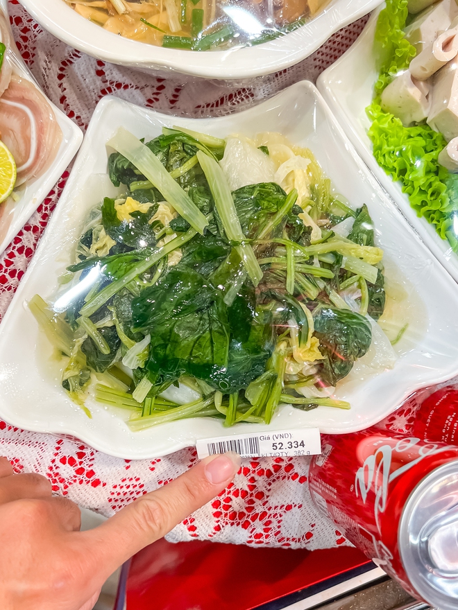 Aeon Mall bây giờ bán cả cỗ Tết "full mâm 10 món", nhìn cực xịn nhưng giá thế nào?- Ảnh 11. Aeon Mall bây giờ bán cả cỗ Tết "full mâm 10 món", nhìn cực xịn nhưng giá thế nào?- Ảnh 11.