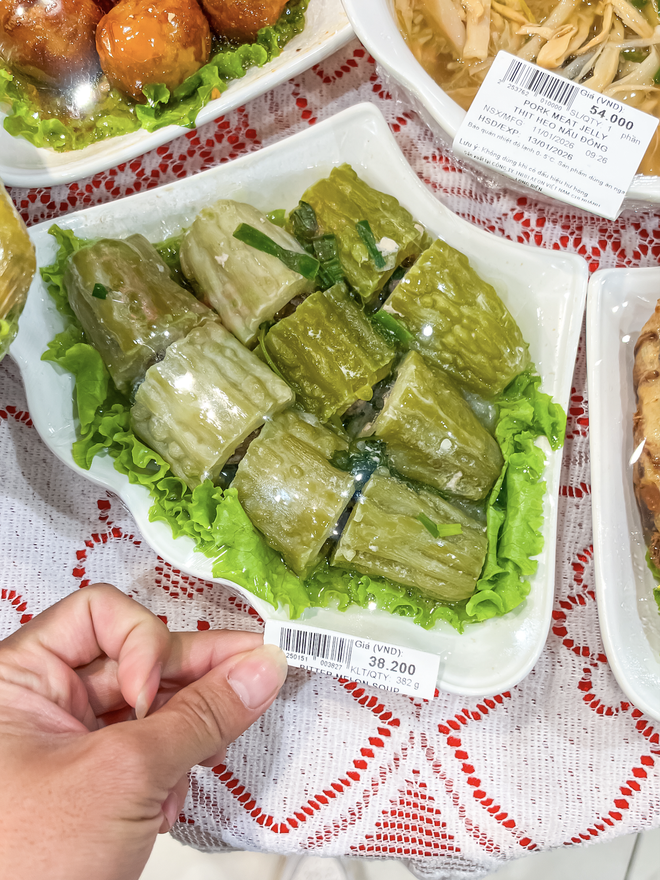 Aeon Mall bây giờ bán cả cỗ Tết "full mâm 10 món", nhìn cực xịn nhưng giá thế nào?- Ảnh 10. Aeon Mall bây giờ bán cả cỗ Tết "full mâm 10 món", nhìn cực xịn nhưng giá thế nào?- Ảnh 10.