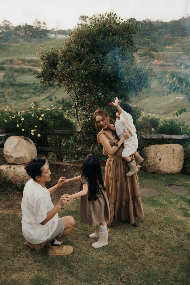 Nh&atilde; Phương: "Hạnh ph&uacute;c lớn nhất của t&ocirc;i l&agrave; được l&agrave;m hậu phương cho anh Trường Giang"- Ảnh 4.