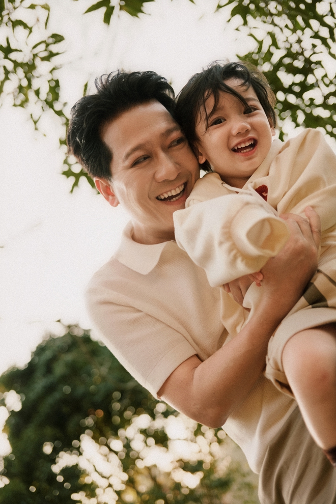 Nhã Phương: "Hạnh phúc lớn nhất của tôi là được làm hậu phương cho anh Trường Giang"- Ảnh 6. Nhã Phương: "Hạnh phúc lớn nhất của tôi là được làm hậu phương cho anh Trường Giang"- Ảnh 6.