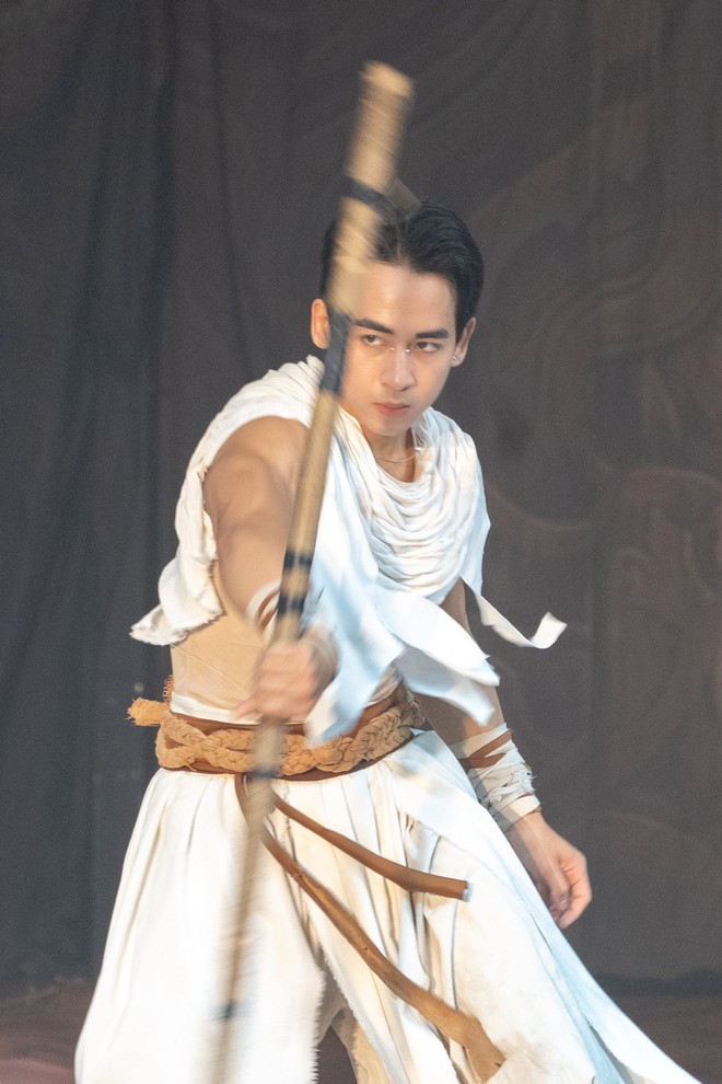 "800 kh&aacute;n giả ấn tượng mỗi em", Hoả Vương l&agrave;ng xiếc cưới gấp người h&acirc;m mộ- Ảnh 8.