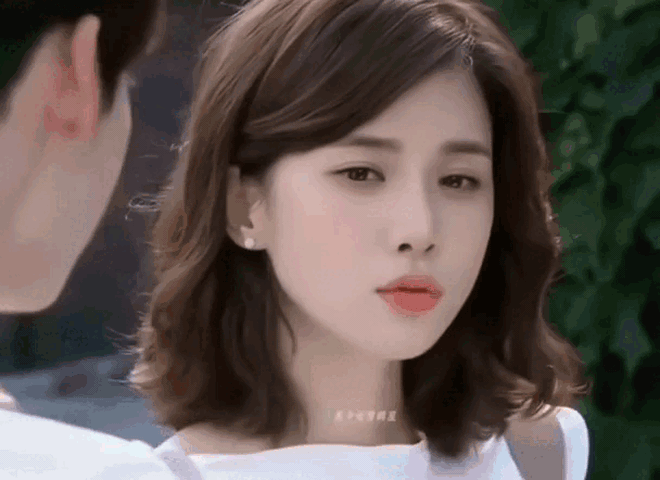 Mỹ nhân "dao kéo" thành công bậc nhất showbiz: Gương mặt nhìn 1 lần nhớ cả đời, U50 mà style cuốn hơn thời con gái- Ảnh 2. Mỹ nhân "dao kéo" thành công bậc nhất showbiz: Gương mặt nhìn 1 lần nhớ cả đời, U50 mà style cuốn hơn thời con gái- Ảnh 2.