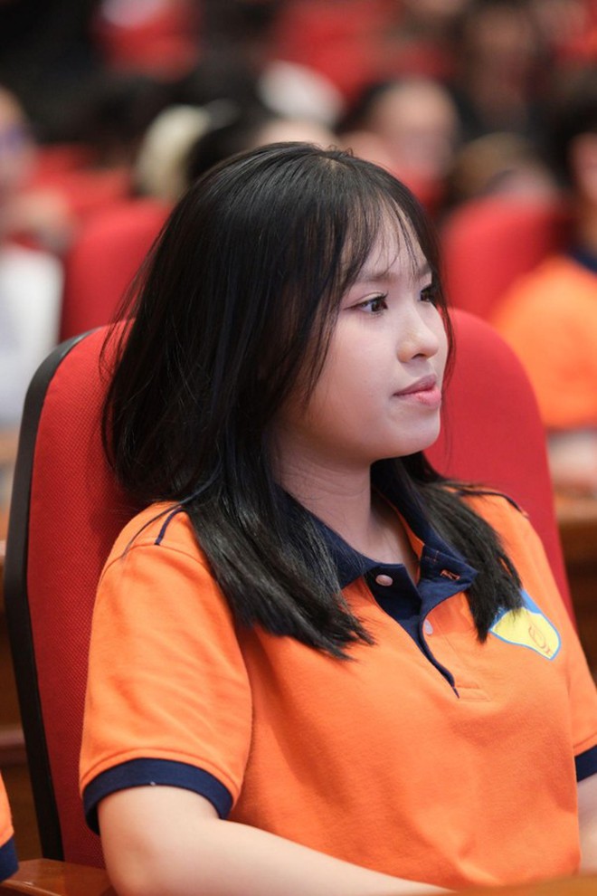 Talkshow "Ba mặt Nhiều lời" c&oacute; g&igrave;: Chuyện chi ti&ecirc;u của người trẻ, lời th&uacute; thật từ chuy&ecirc;n gia v&agrave; loạt b&iacute; k&iacute;p "dễ vậy m&agrave; l&acirc;u nay kh&ocirc;ng biết"- Ảnh 6.