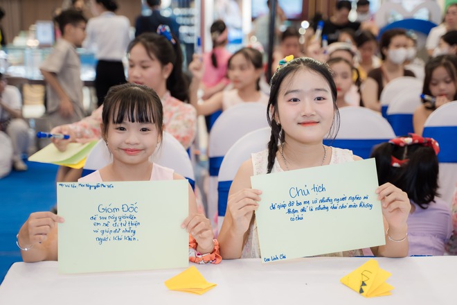 CSR không chỉ còn là chiến lược truyền thông doanh nghiệp: Top những dự án chạm tới trái tim tại WeChoice Awards 2025- Ảnh 3. CSR không chỉ còn là chiến lược truyền thông doanh nghiệp: Top những dự án chạm tới trái tim tại WeChoice Awards 2025- Ảnh 3.