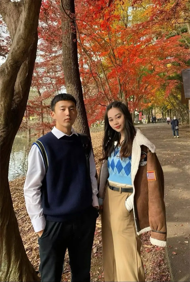 Ch&uacute; rể M&ocirc;ng Cổ hot MXH vừa qua lộ ảnh qu&aacute; khứ: Kh&ocirc;ng thể tin nổi l&agrave; c&ugrave;ng 1 người!- Ảnh 3.