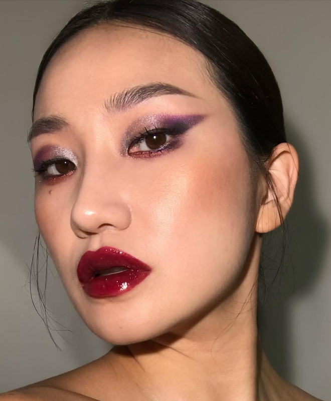 Hơn 2 triệu cô gái thành Conan truy tìm 1 màu son đỏ rượu sang chảnh khó tả- Ảnh 7. Hơn 2 triệu cô gái thành Conan truy tìm 1 màu son đỏ rượu sang chảnh khó tả- Ảnh 7.