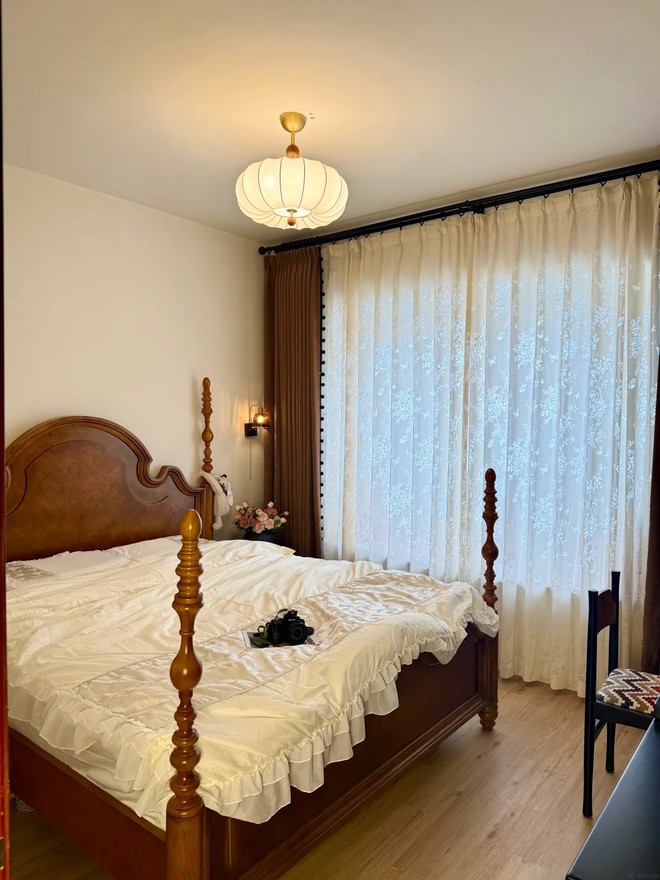 Qua thời &ldquo;đi ở thu&ecirc; c&oacute; g&igrave; d&ugrave;ng nấy&rdquo;, hội ở thu&ecirc; d&agrave;i hạn chi 30 - 70 triệu mua sofa, đ&egrave;n ch&ugrave;m: Ai n&oacute;i ph&iacute; tiền l&agrave; chưa thử!- Ảnh 11.