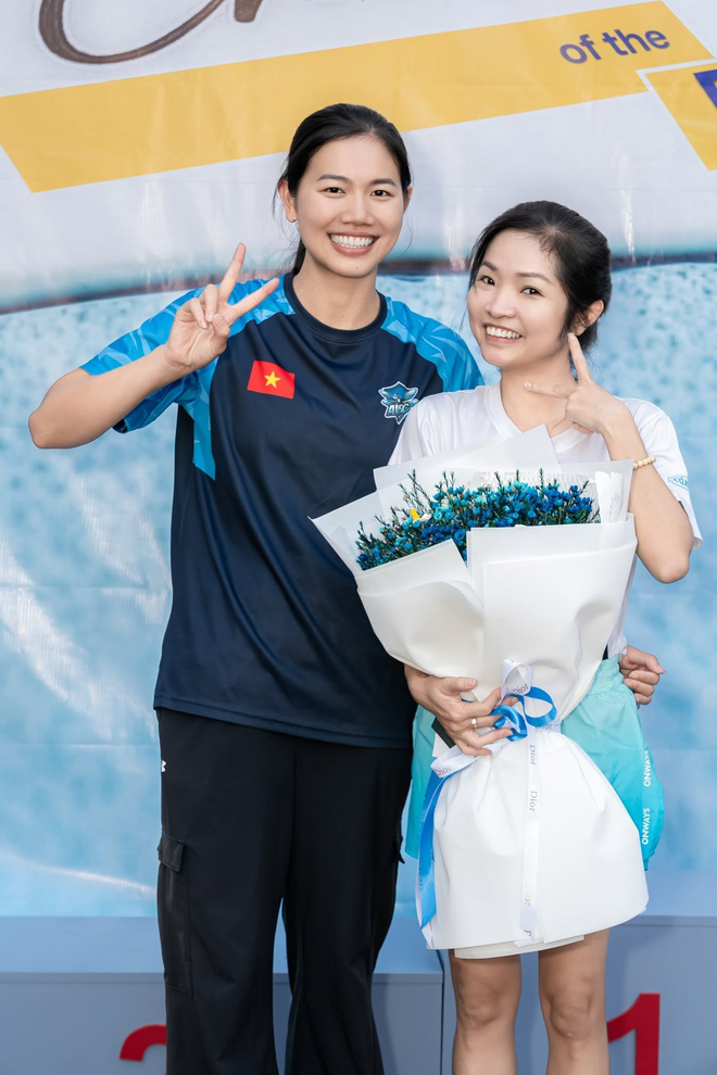 Bất ngờ với nguồn thu nhập của thầy dạy bơi nổi tiếng Việt Nam: Từng kiếm tiền tỷ ở tuổi 19 - Ảnh 1.