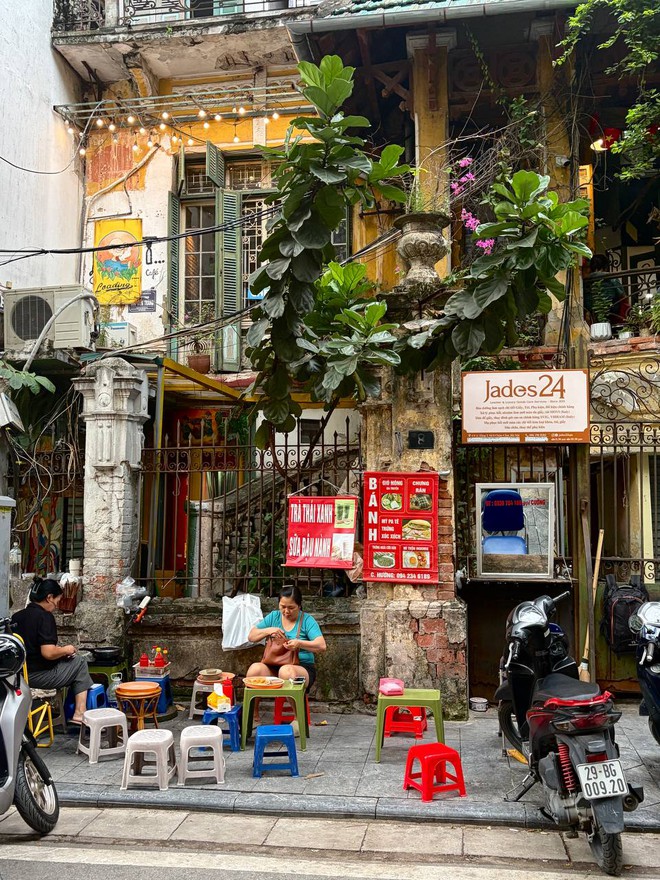 H&agrave; Nội hạ gần 10 độ chỉ sau một đ&ecirc;m, d&acirc;n t&igrave;nh đồng loạt rủ nhau &ldquo;xin nghỉ l&agrave;m để đi lượn phố&rdquo; - Ảnh 8.