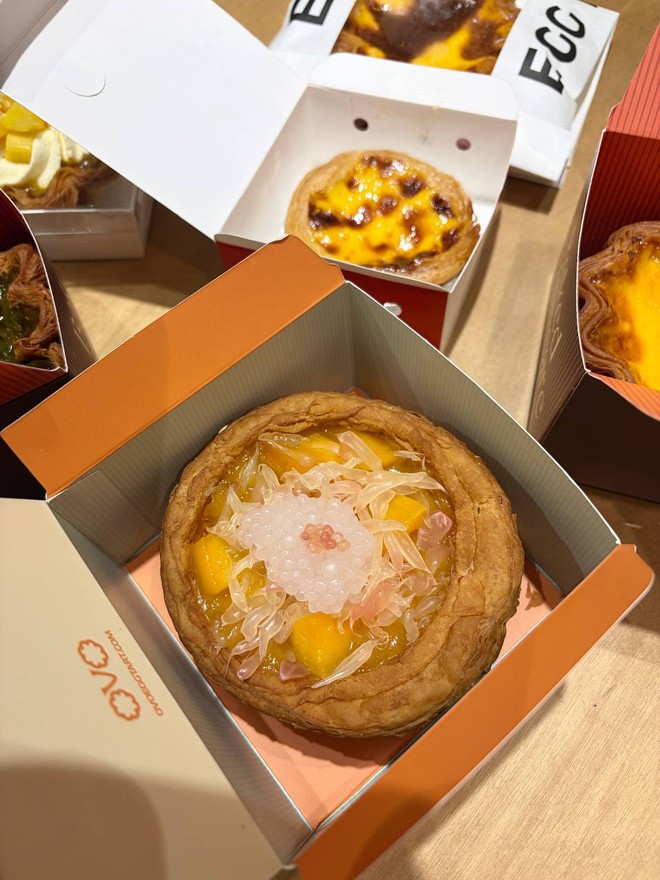 Đặt l&ecirc;n b&agrave;n c&acirc;n tart trứng OvO, Since Tea, Tarta v&agrave; KFC: Từ 19.000 đến 85.000 đồng, chiếc n&agrave;o đ&aacute;ng tiền nhất? - Ảnh 17.