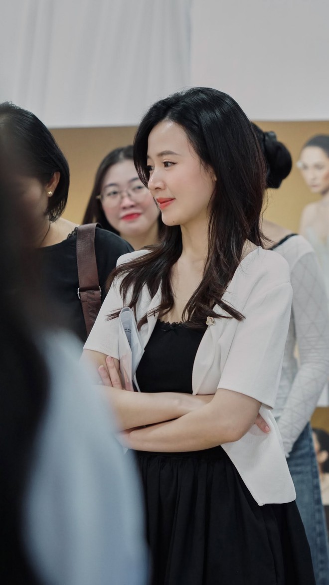 Soi học vấn cô trợ lý xinh đẹp của thiếu gia Minh Đạt - Ảnh 4.