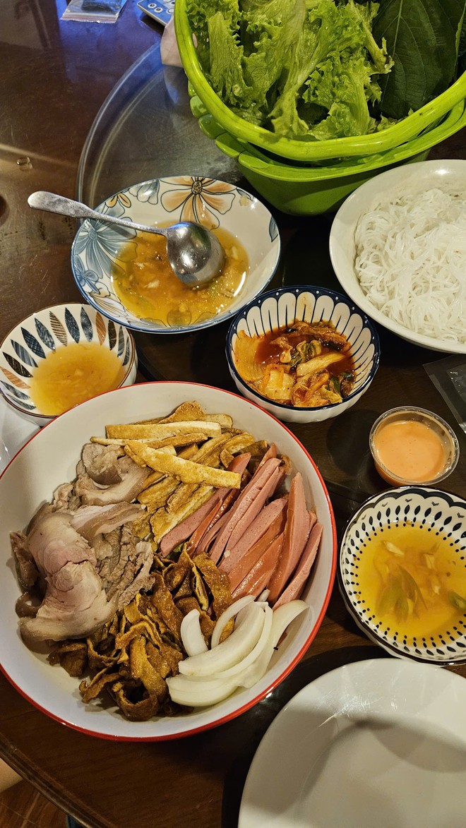 D&acirc;n văn ph&ograve;ng H&agrave; Nội thu&ecirc; nh&agrave; 7-9,5 triệu/th&aacute;ng tiết lộ: Ở chung chủ &ldquo;kh&ocirc;ng như lời đồn&rdquo;, biết c&aacute;ch t&igrave;m th&igrave; ở m&atilde;i kh&ocirc;ng muốn chuyển - Ảnh 3.